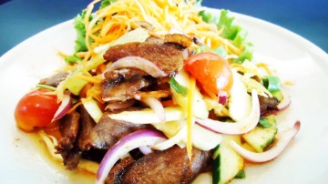 L4. Roasted Duck Salad