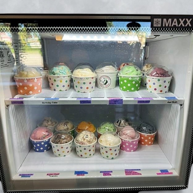 Ice Cream (2 Scoops)