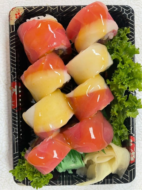3. Golden Roll (8 pcs)