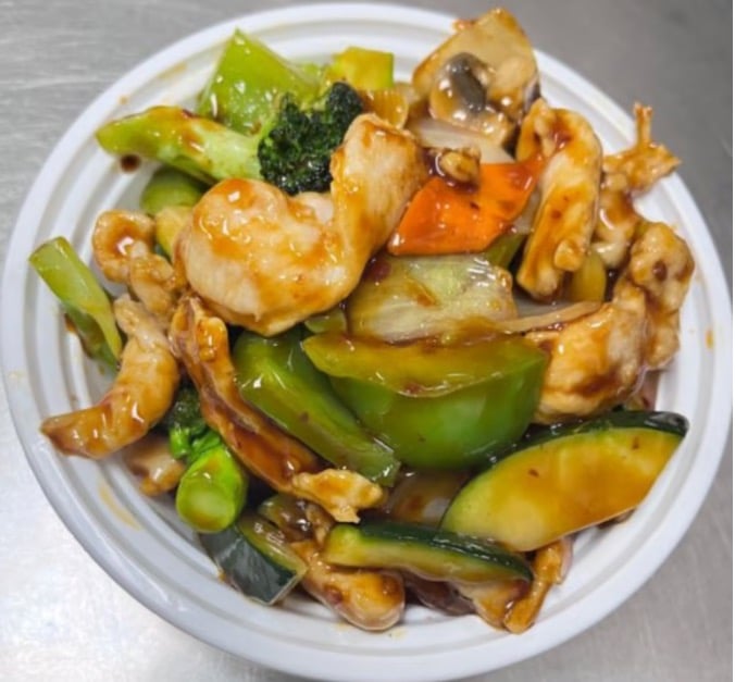 L17. Szechuan Chicken