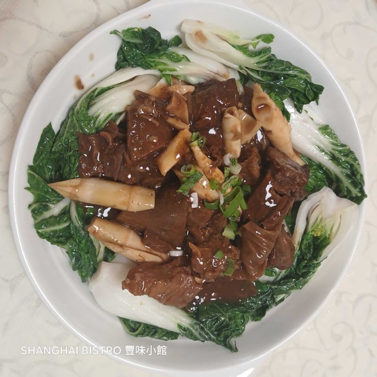 21. 红烧牛腩 Braised Beef Brisk