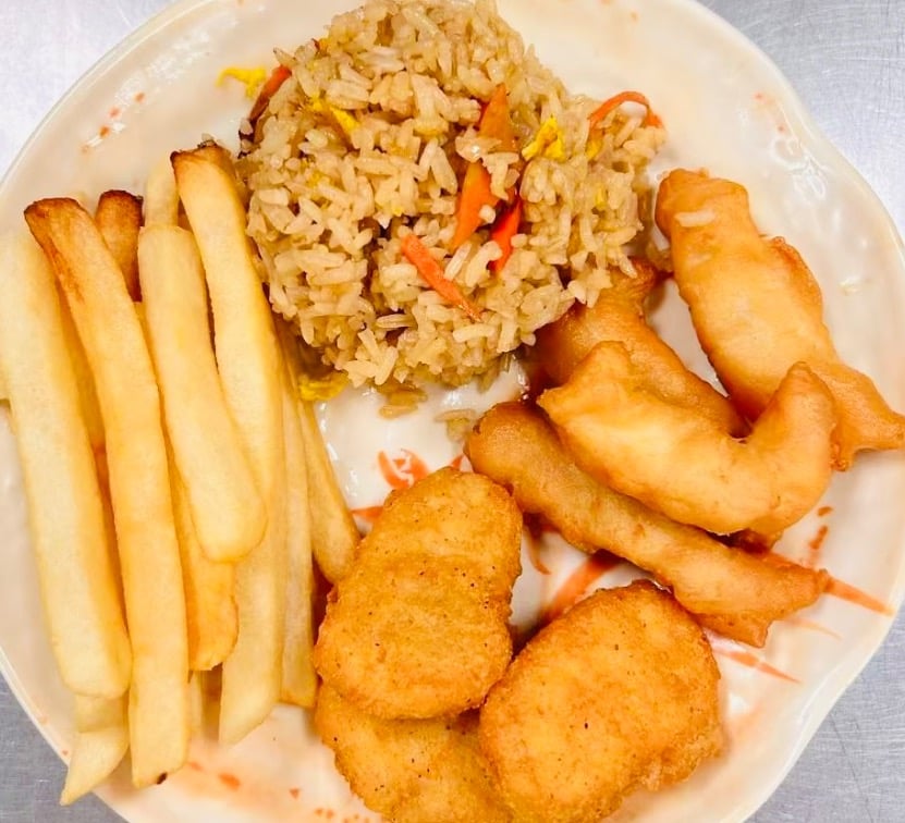 A11. Kid's Meal with French Fries & Fried Rice 儿童餐