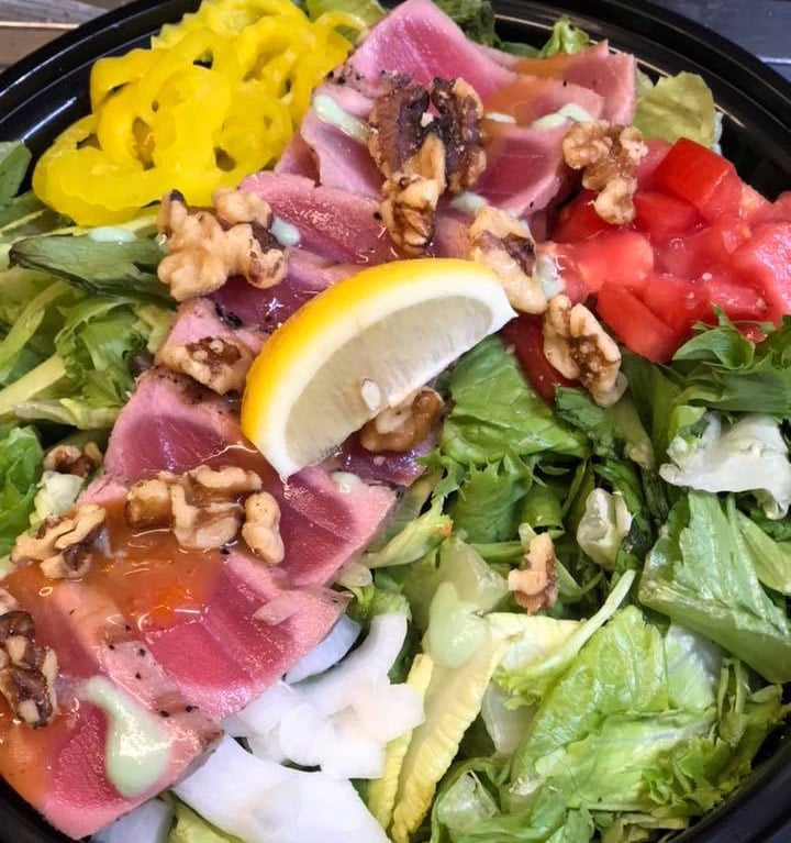 Seared Yellow Fin Tuna Salad Image