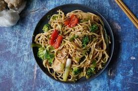 Tallarin Saltado Vegetales (Peruvian Stir Fried Noodles Vegetables)