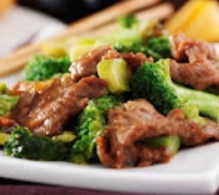 71. 芥兰牛<br>Beef with Broccoli