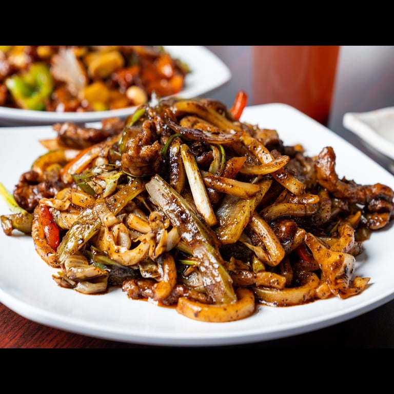 E7. 牛肉黑椒炒乌冬 Black Pepper Beef Udon