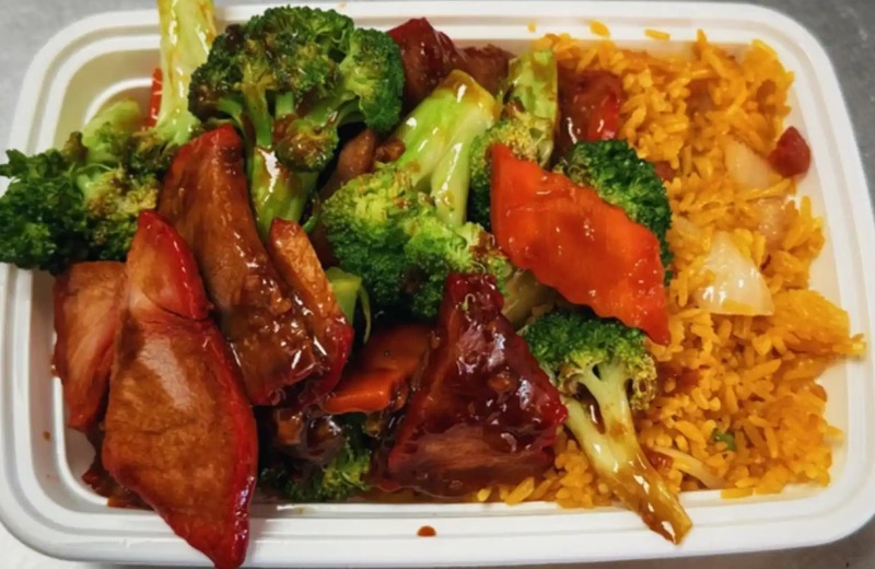 C13. Roast Pork w. Broccoli