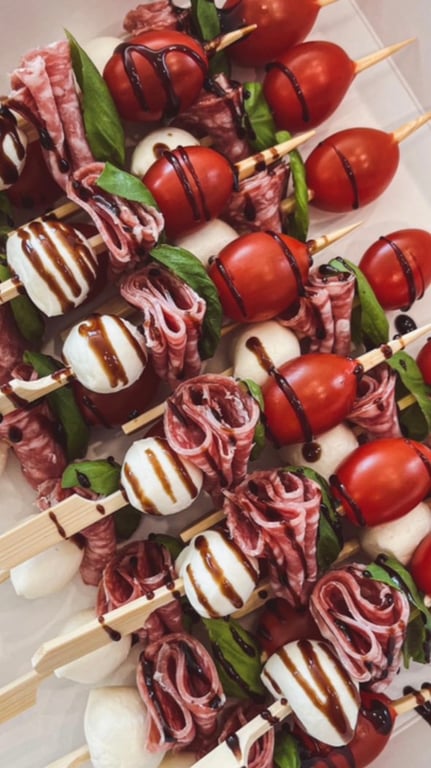 12 Minis brochettes tomates, boccocini & salami