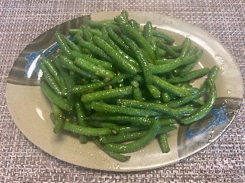 V6. 清炒四季豆 Sauteed String Bean