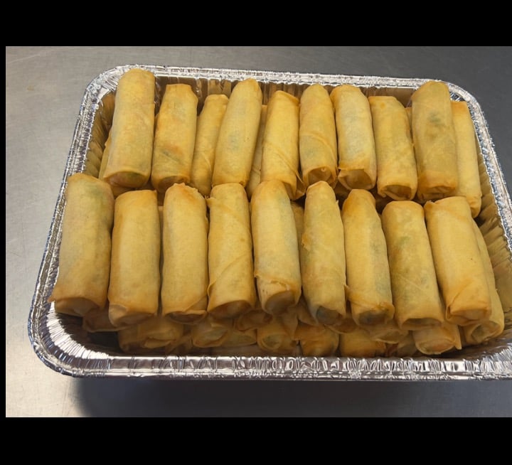 2. Spring Roll (Vegetable) (20 pcs) Party Tray 上海卷派对盘