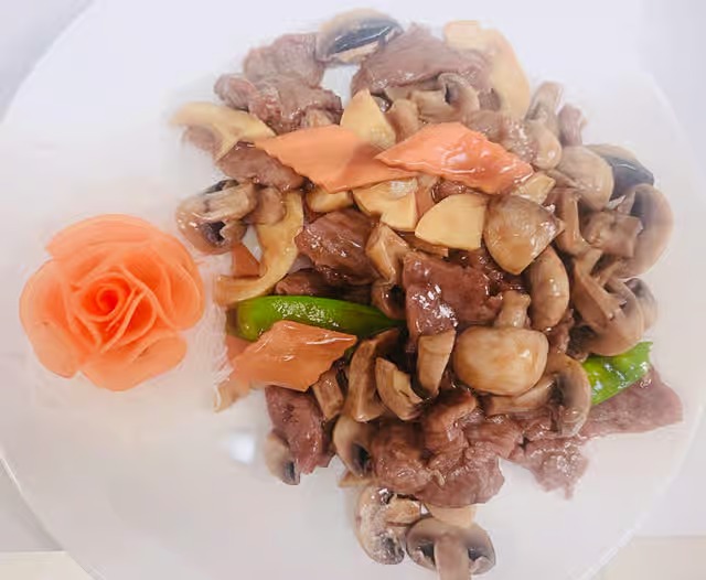 Beef with Mushroom 蘑菇牛