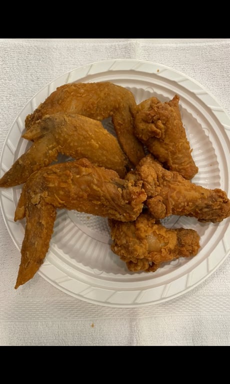 8. Fried Chicken Wings (6)