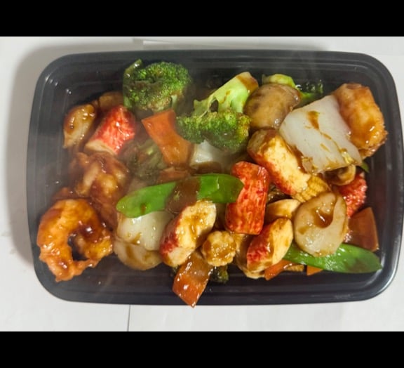 铁板海鲜 S25. Sizzling Seafood