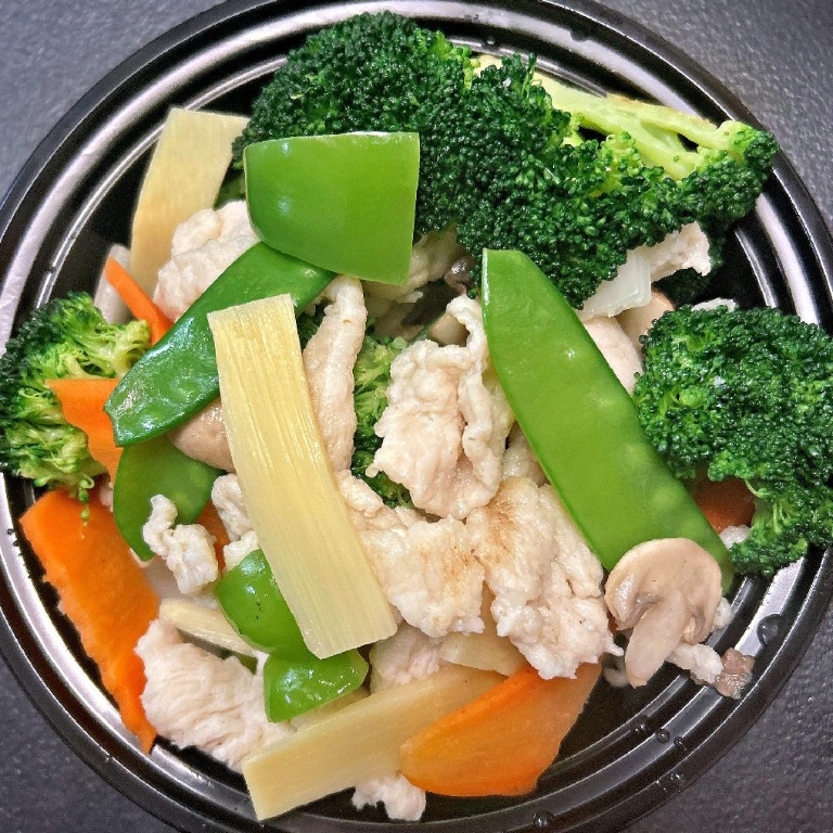H 3. Steamed Chicken w. Vegetables