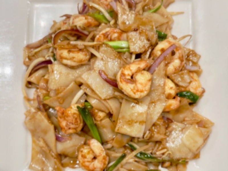 Fresh Made Shrimp Flat Noodle