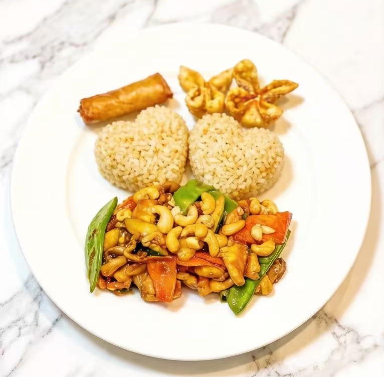 L3. Chicken with Cashew