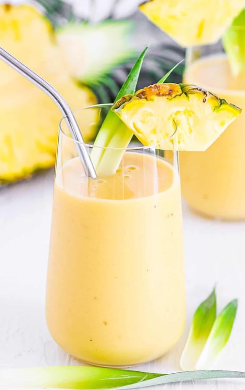 SM5. Tropical Thunder Smoothie (Mango & Pineapple)