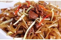 Beef Ho Fun Flat Noodle (干炒牛河)