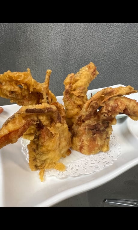 13. Fried Calamari 炸鱿鱼