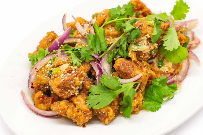 SP4.Yum Gai Zabb (Spicy Fried Chicken Salad) Image