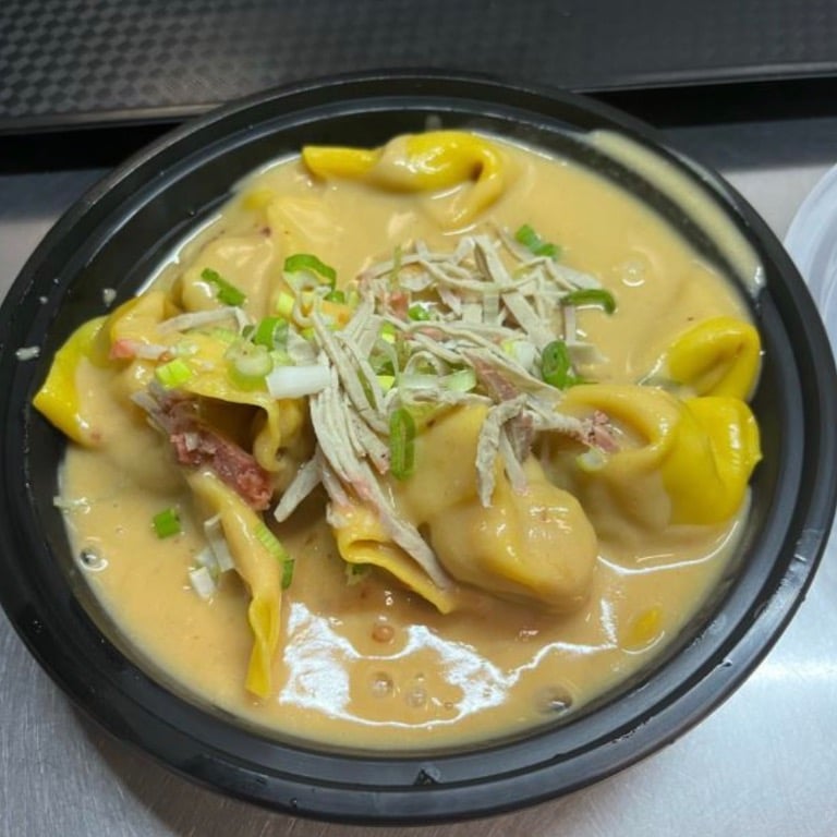 24. Szechuan Dumpling (10)