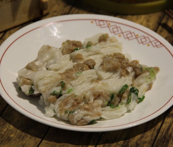 2. Beef Rice Crepe 牛肉肠