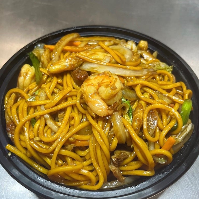 115. House Special Lo Mein
