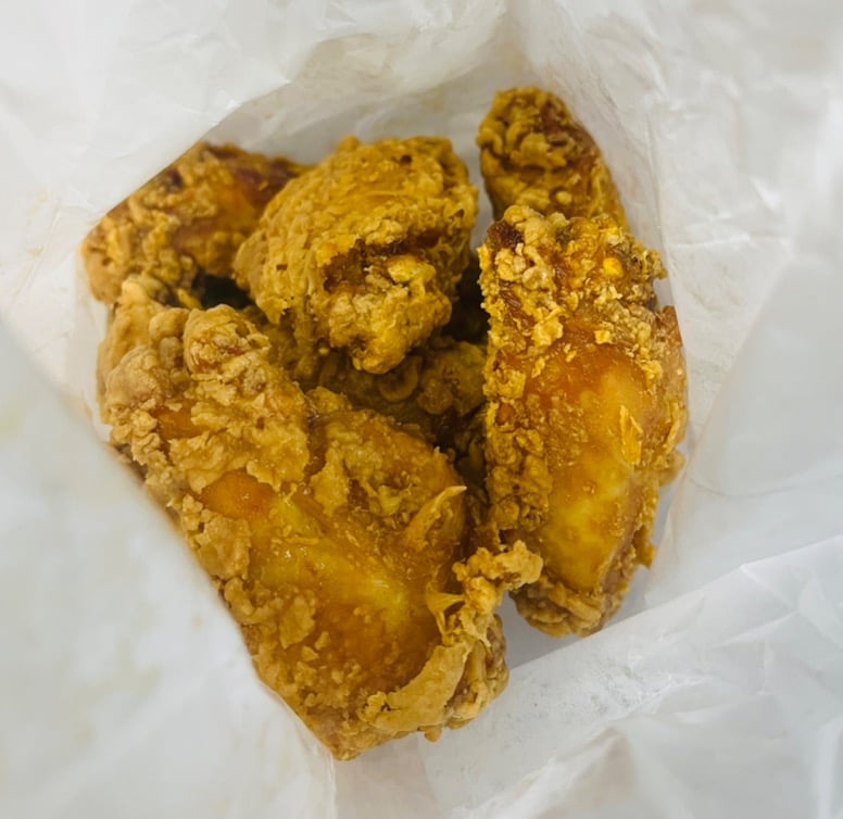 9. 炸鸡翅 Fried Chicken Wings (8)