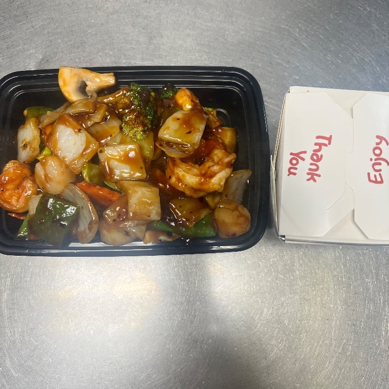 A8. Shrimp & Scallops in Garlic Sauce