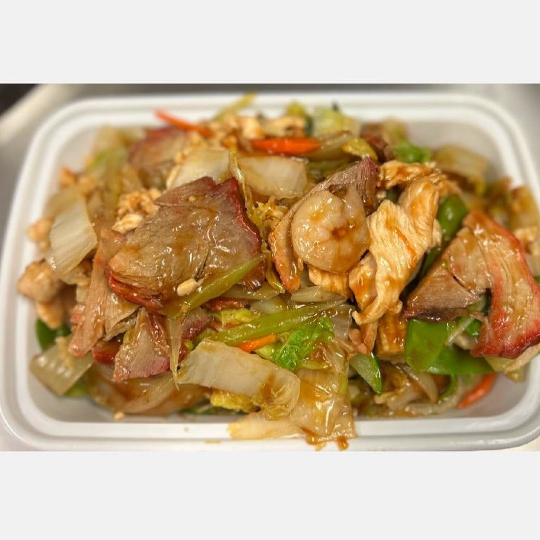 28. House Special Chow Mein