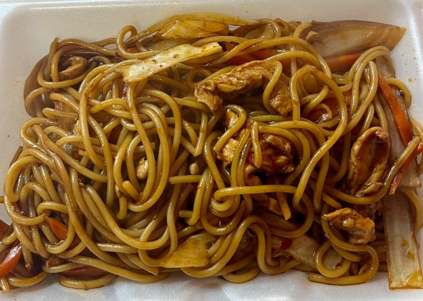 Stir Fried Chicken Noodles