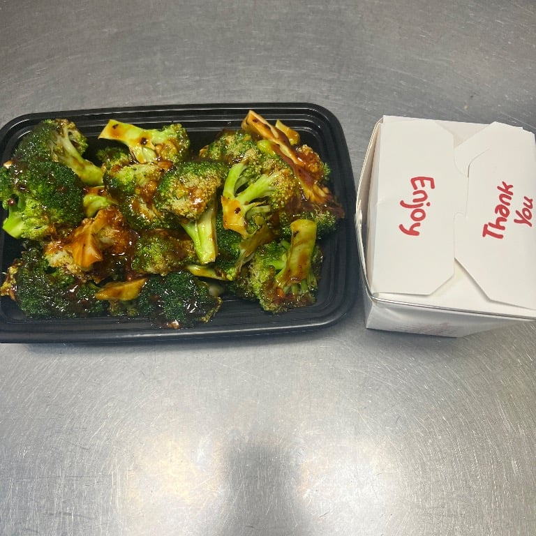 96. Broccoli w. Garlic Sauce