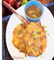C31 Beef Egg Foo Young Combo牛蓉蛋