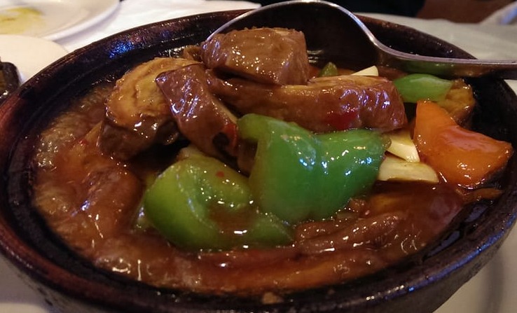 48. Spicy Pork Intestine in Hot Pot 香辣大肠煲