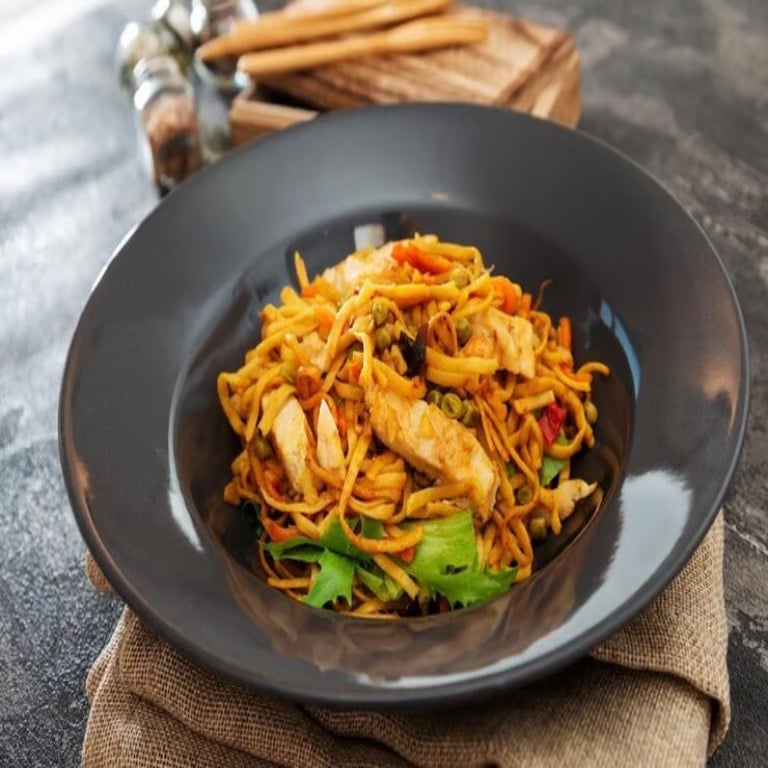 9. Chicken Lo Mein