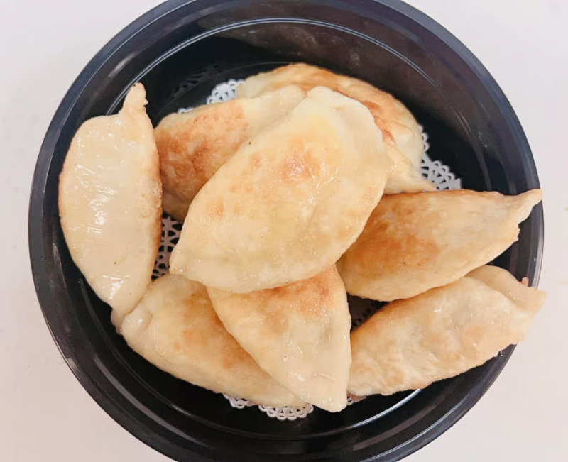 Pan Fried Pork Dumplings  锅贴