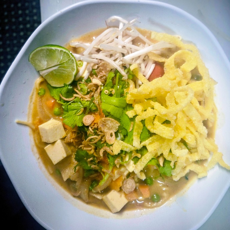 Yellow Curry Kao Soy