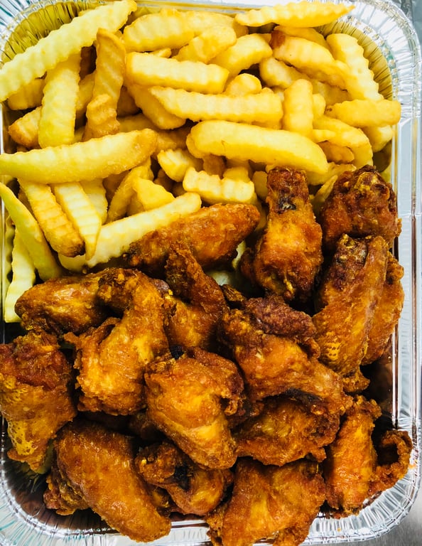 P9. 25 Wings with French Fries Image