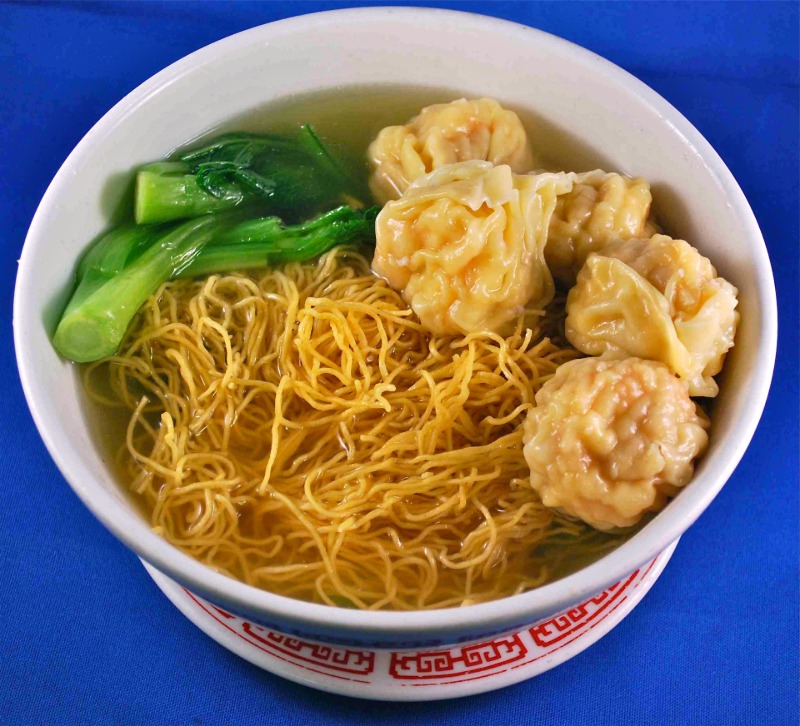 云吞面 Chinese Wonton Noodle Soup Image