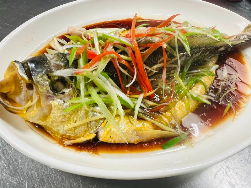 清蒸黄花鱼 Steamed Yellow Croaker Fish