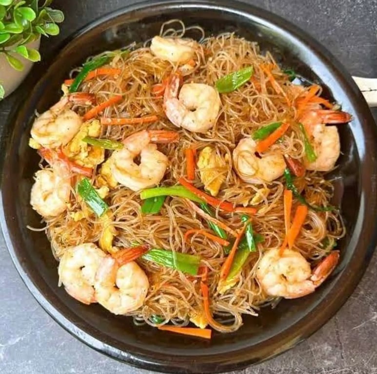 51. Shrimp Chow Mei Fun