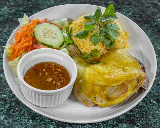 R6. Hainanese Chicken Rice