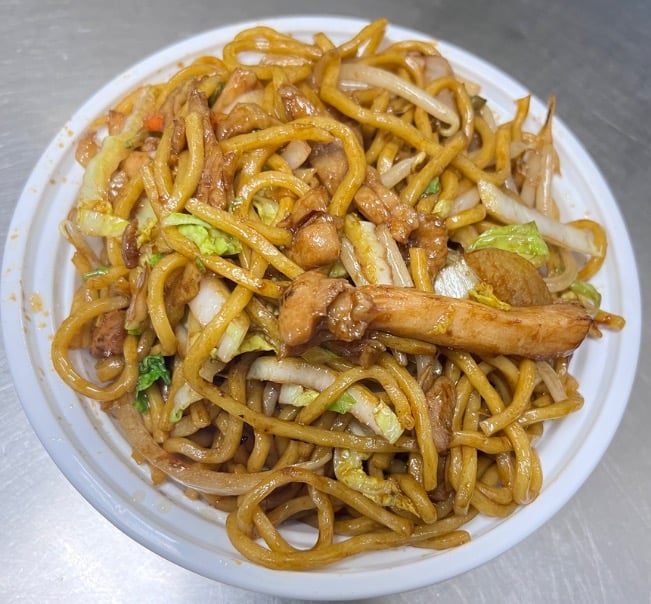 C2. Chicken Lo Mein