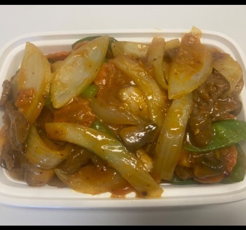 73. 咖喱牛<br>Curry Beef with Onions