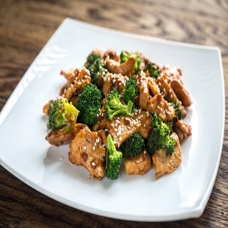 79. Chicken w. Broccoli