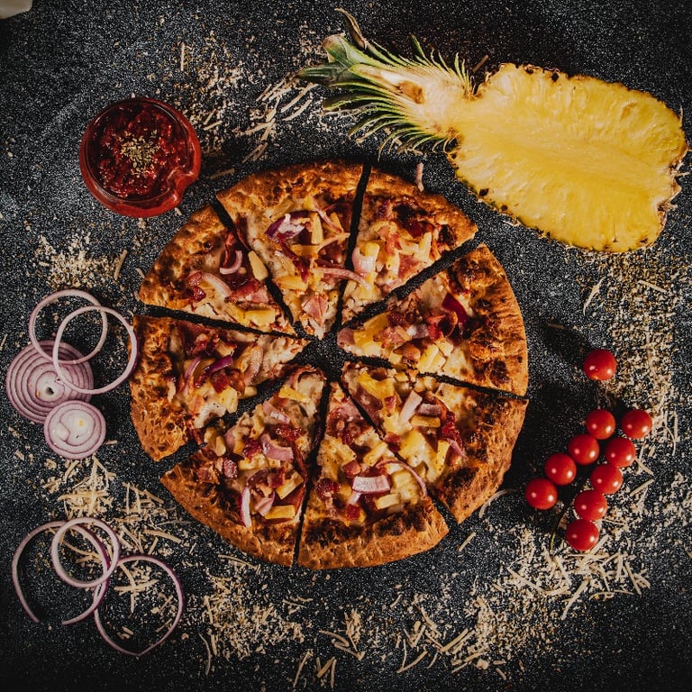 Lenzini’s Hawaiian pizza