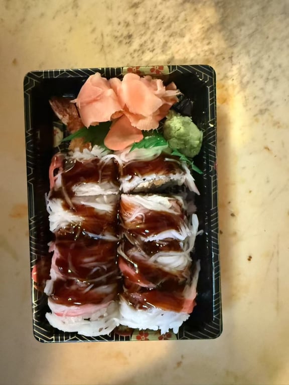 D14. Tornado Roll (8 pcs)