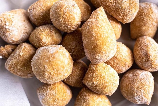 Cannoli Balls