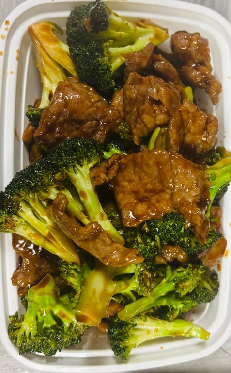 75. Beef w. Broccoli
