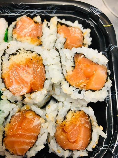 9. Spicy Salmon Roll